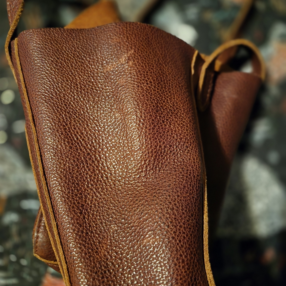 Portland Leather Rich Brown Shoulder Bag - Picture 3 of 5
